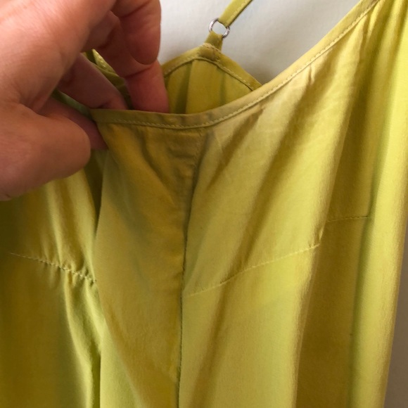 Silk camisole in lime green - Picture 4 of 4